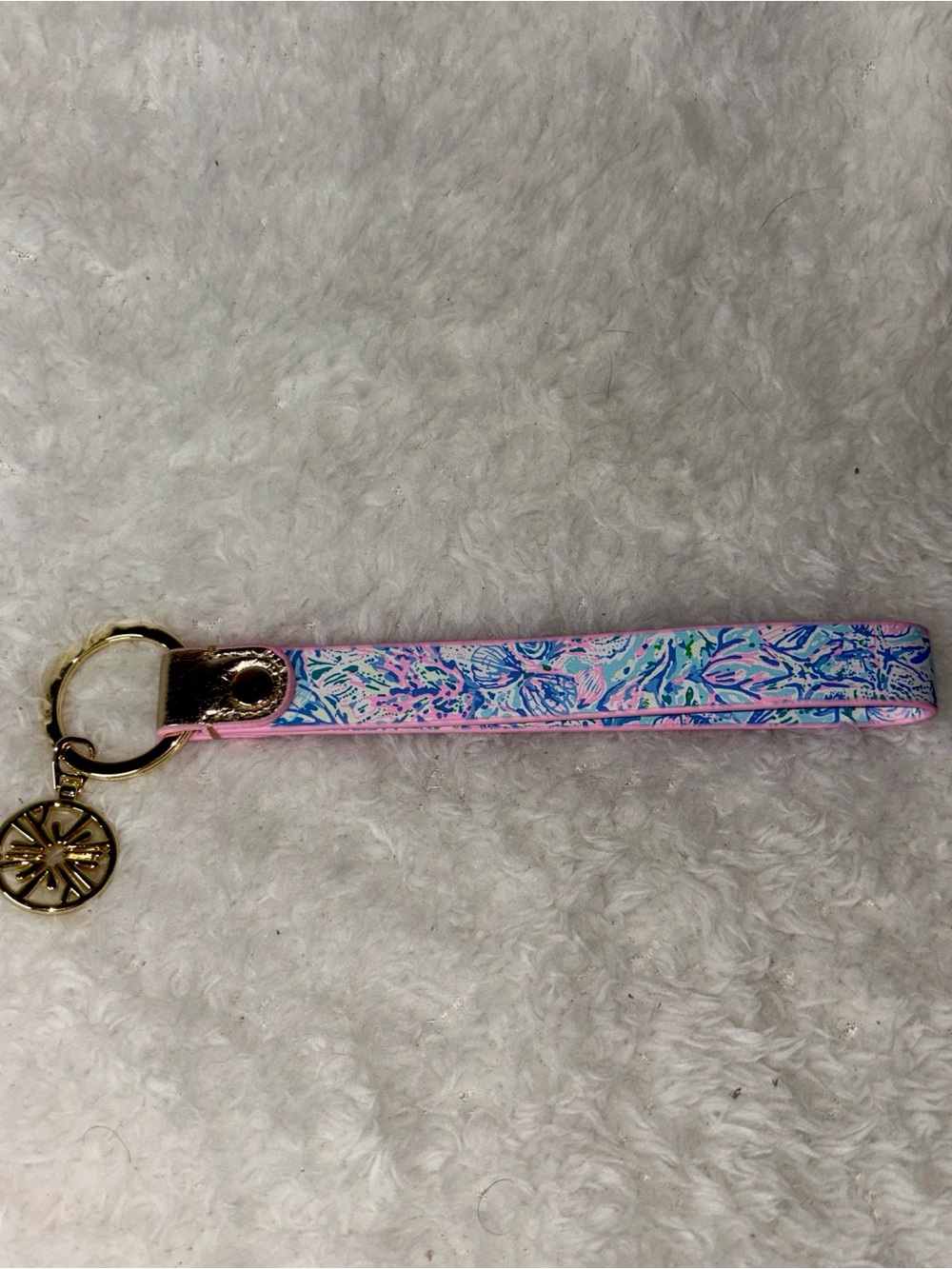 Lilly Pulitzer Leatherette Strap Keychain
Wristlet Key Ring Fob Coastal Print